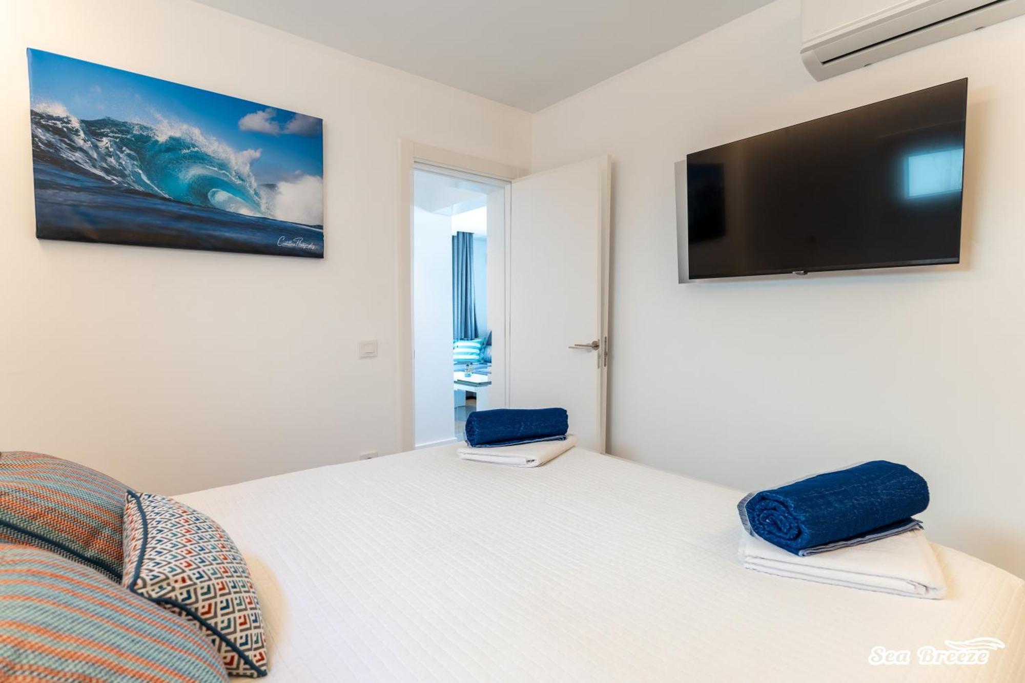 2 Apartments Sea Breeze Famara Esterno foto