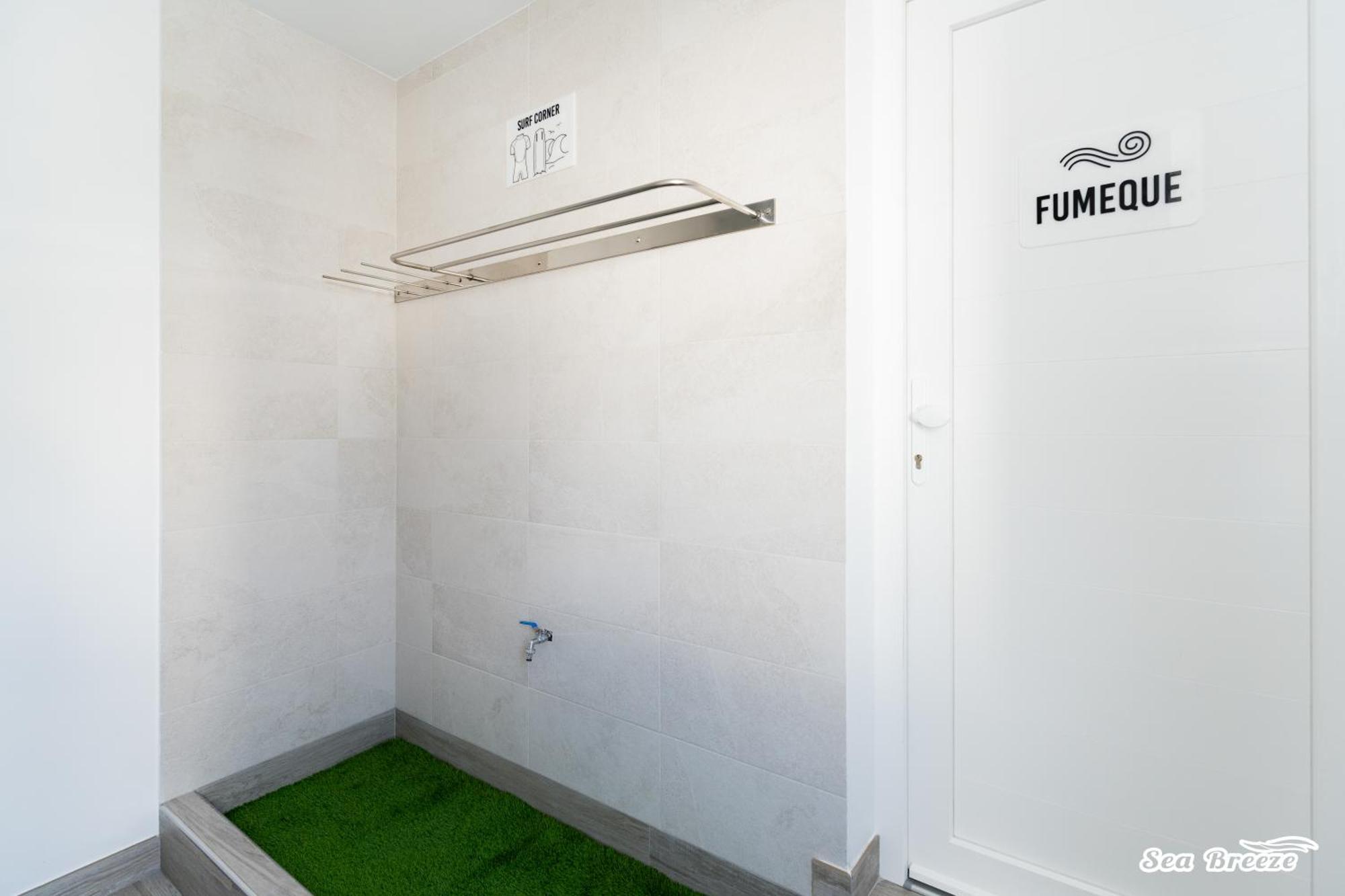 2 Apartments Sea Breeze Famara Esterno foto