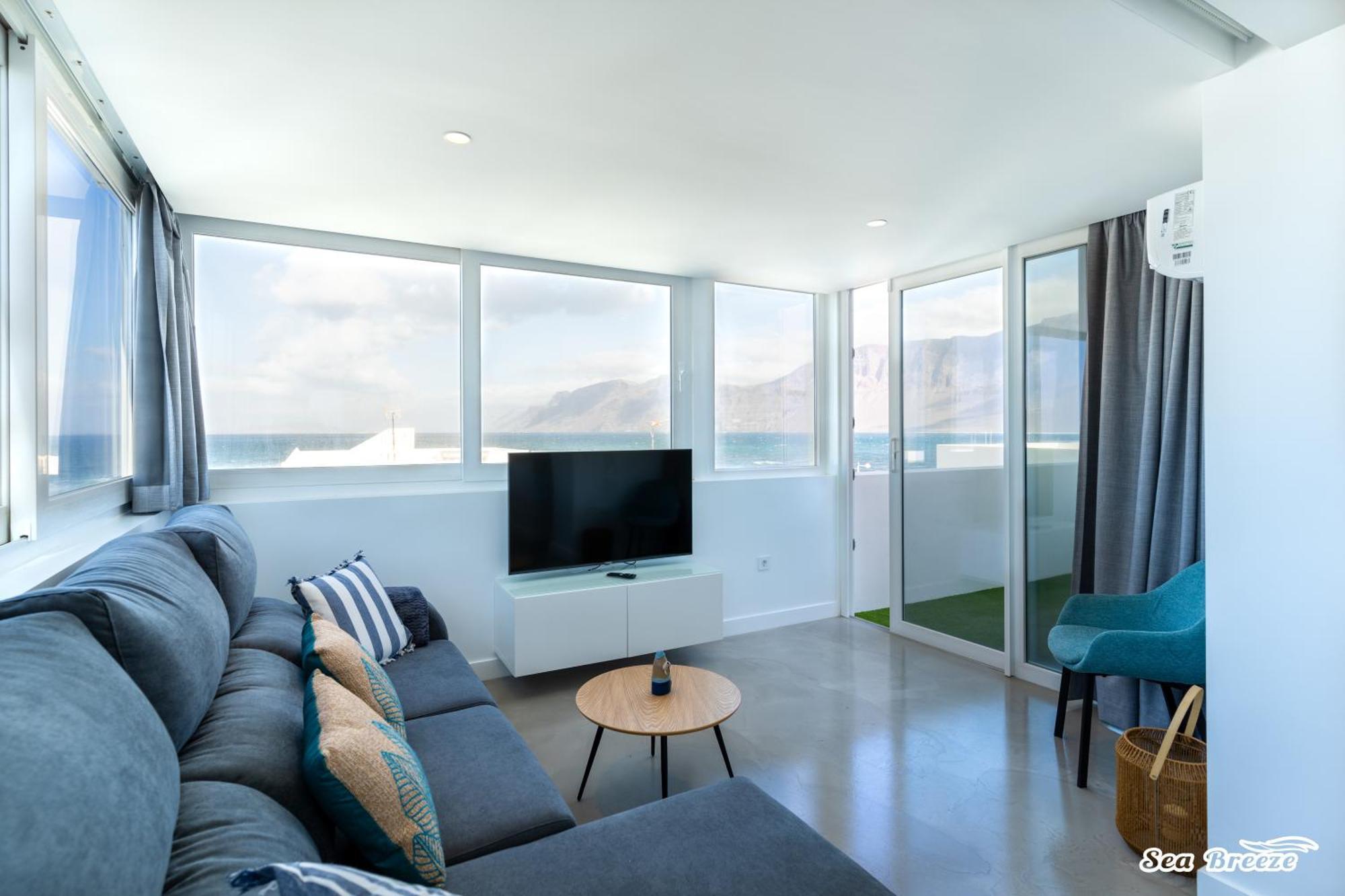 2 Apartments Sea Breeze Famara Esterno foto