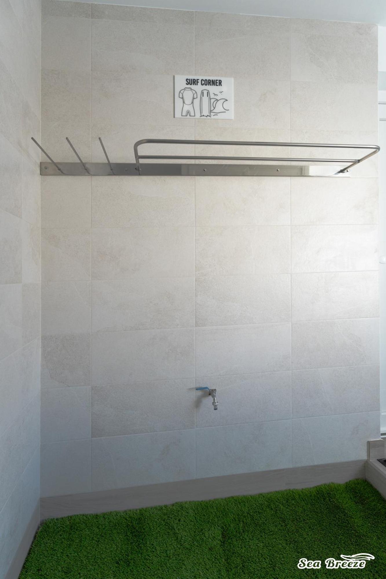 2 Apartments Sea Breeze Famara Esterno foto